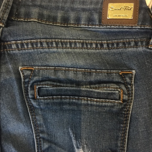 Sneak Peek Jeans, Low Rise - Picture 4 of 5